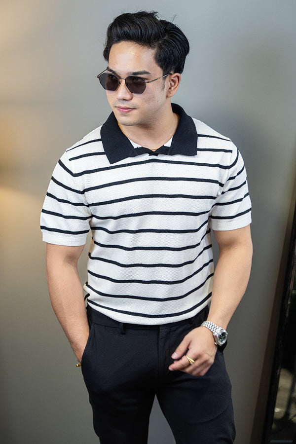 Textured short sleeve polo shirt